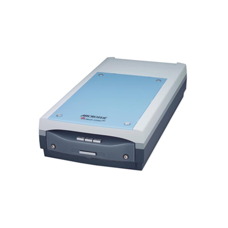 Microtek-Medi-2200-Plus-1